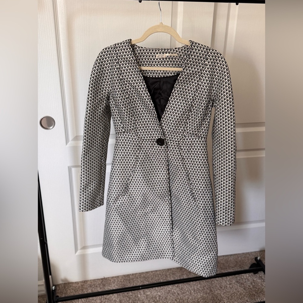 Trench Coat Leon Max / Limited Edition / Size 0 (runs like a 2)
